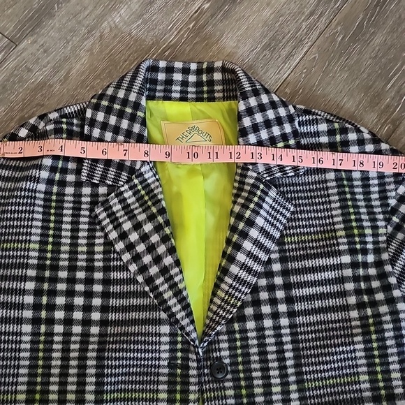 Thereabouts Women's Plaid Black, Gray, and Green Classic Peacoat - Picture 5 of 16